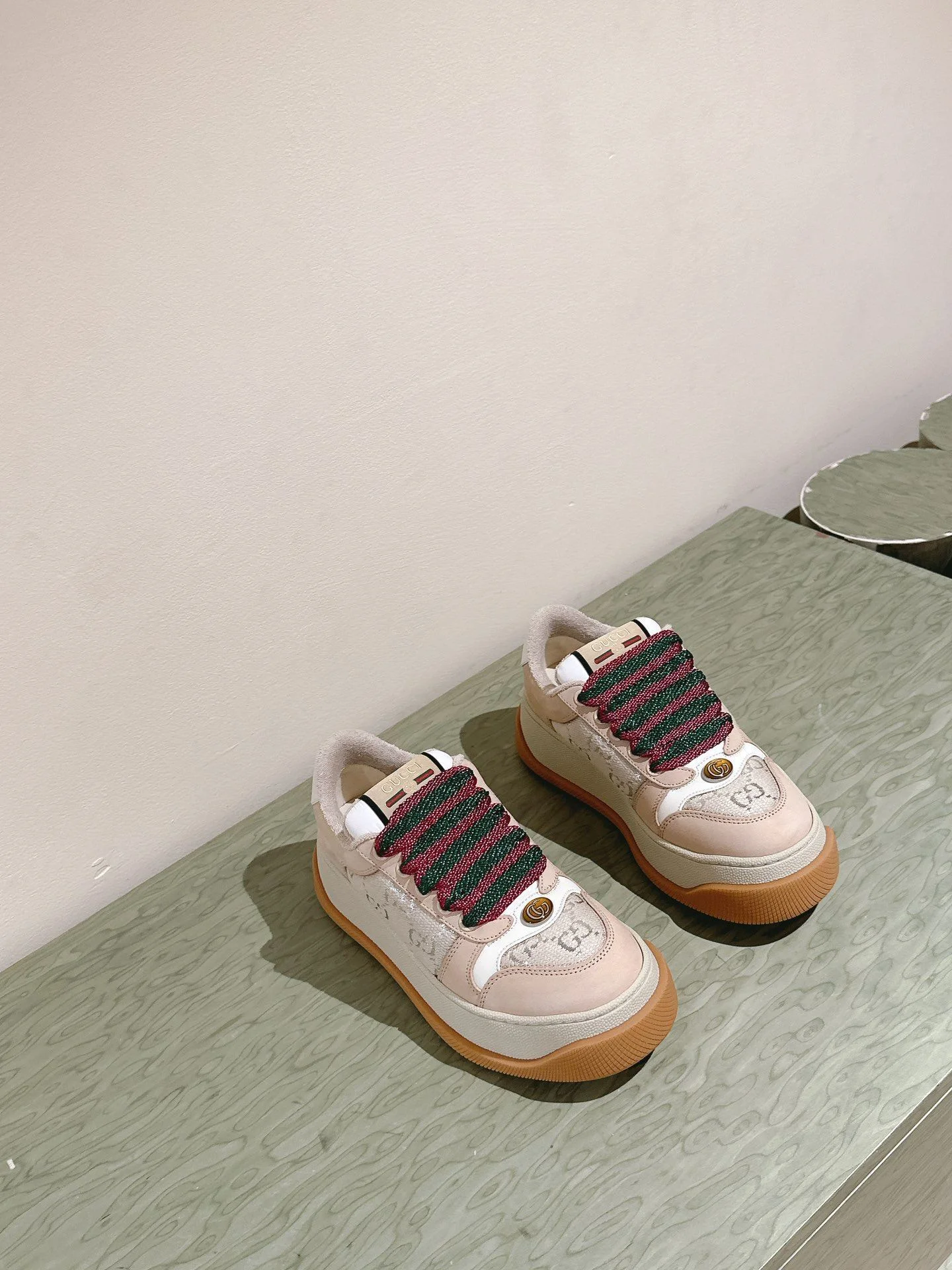 Supportive Gucci Screener Shoes 24330