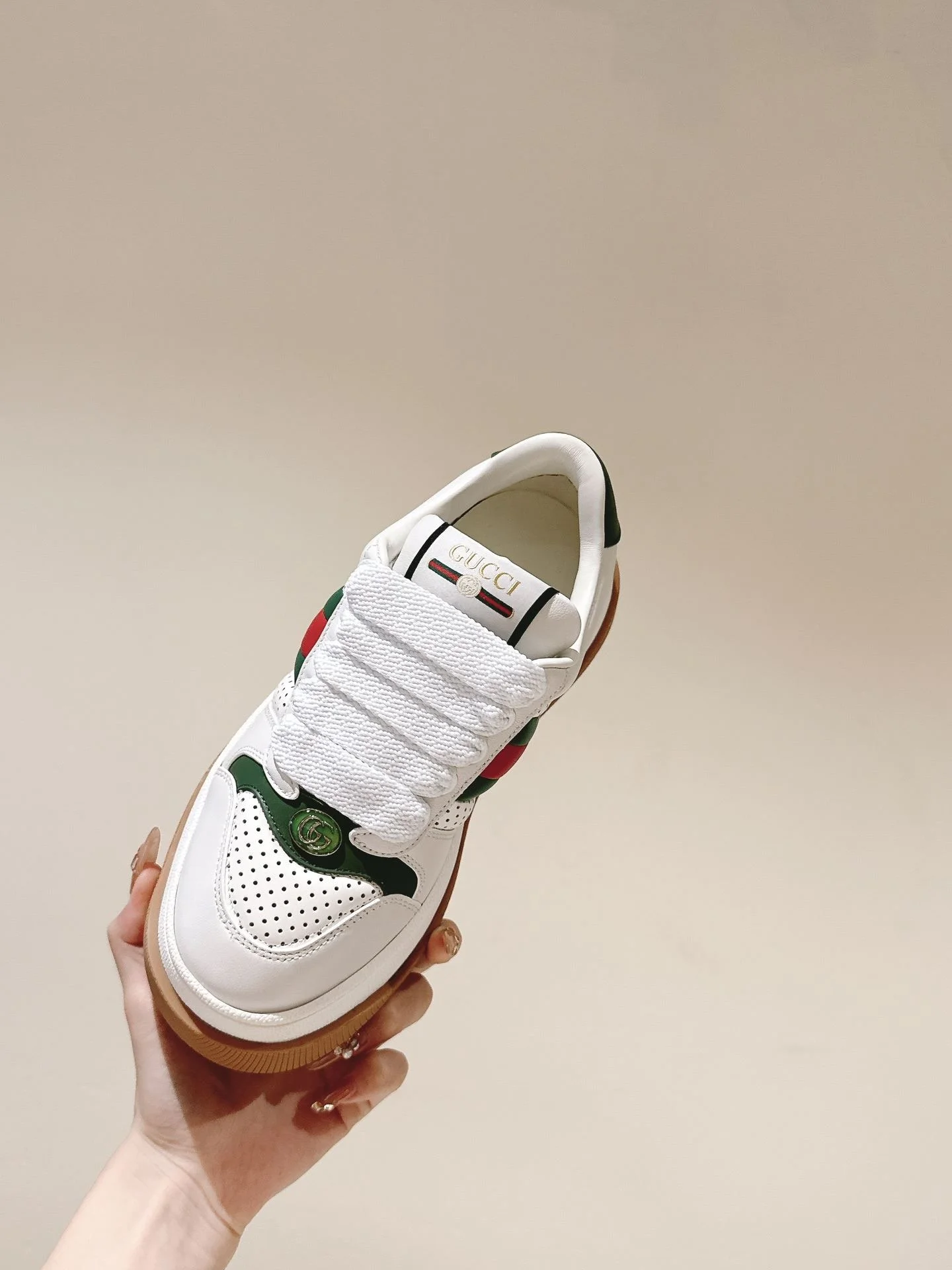Effortless Gucci Screener Shoes 24331