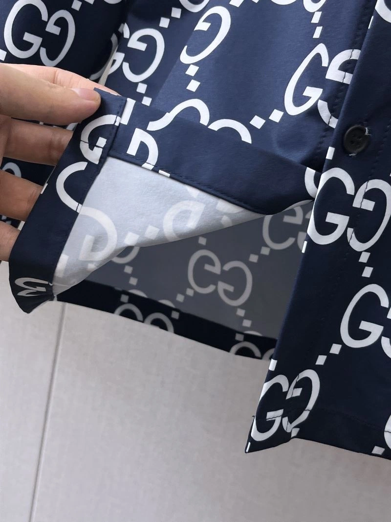 Snug Gucci Shirts 127973