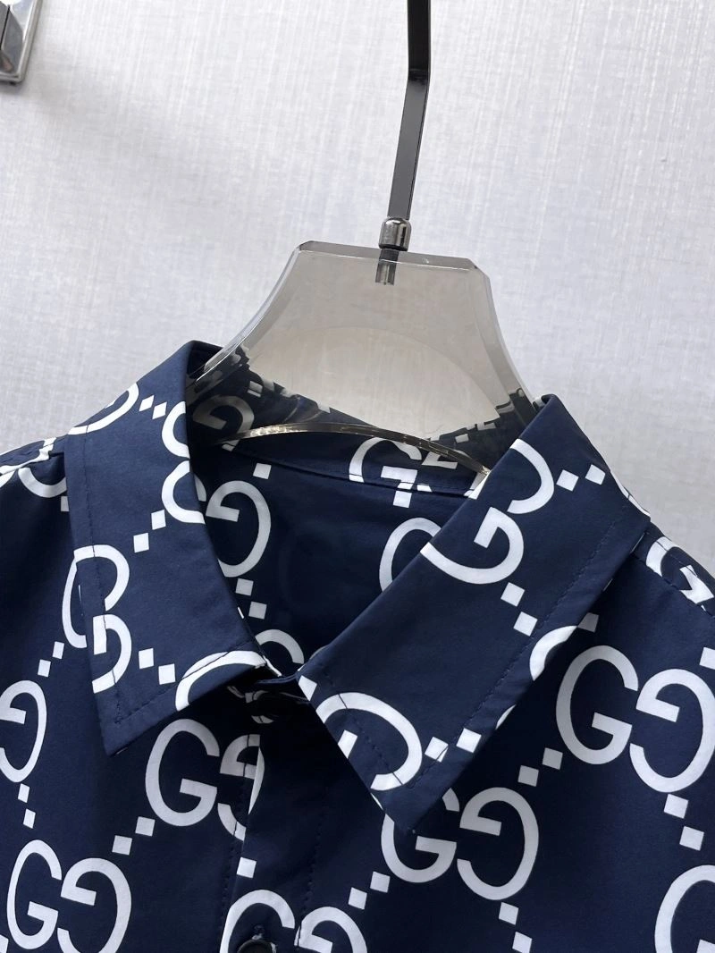 Snug Gucci Shirts 127973