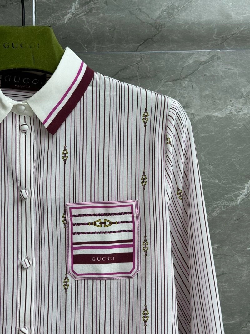 Unisex Gucci Shirts 124437