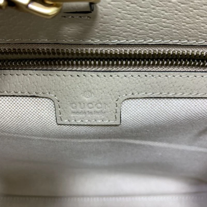 Fashionable Gucci Shopping Bags 50300