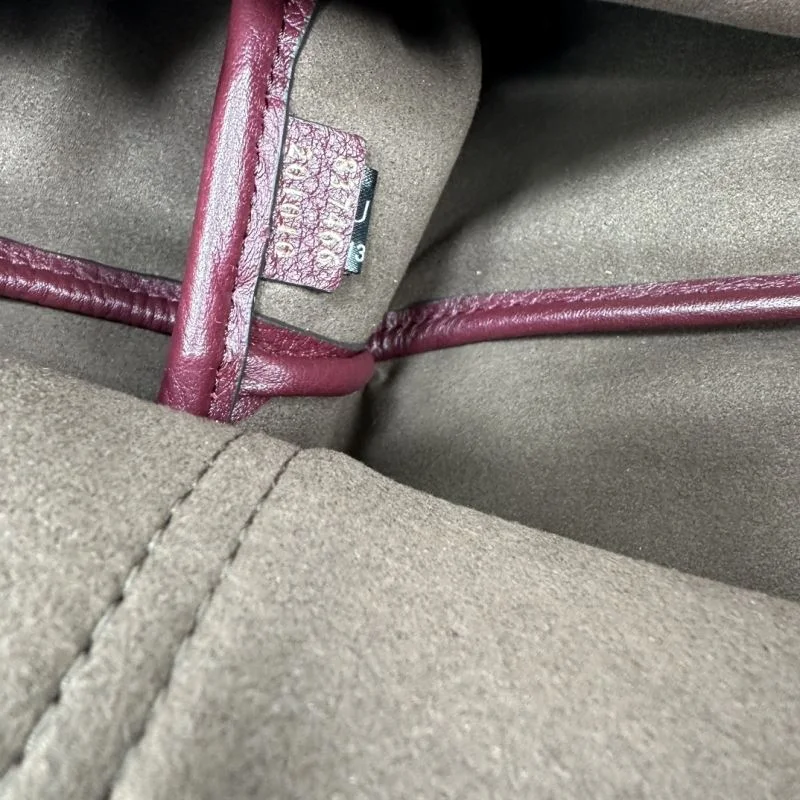Sophisticated Gucci Shopping Bags 50290