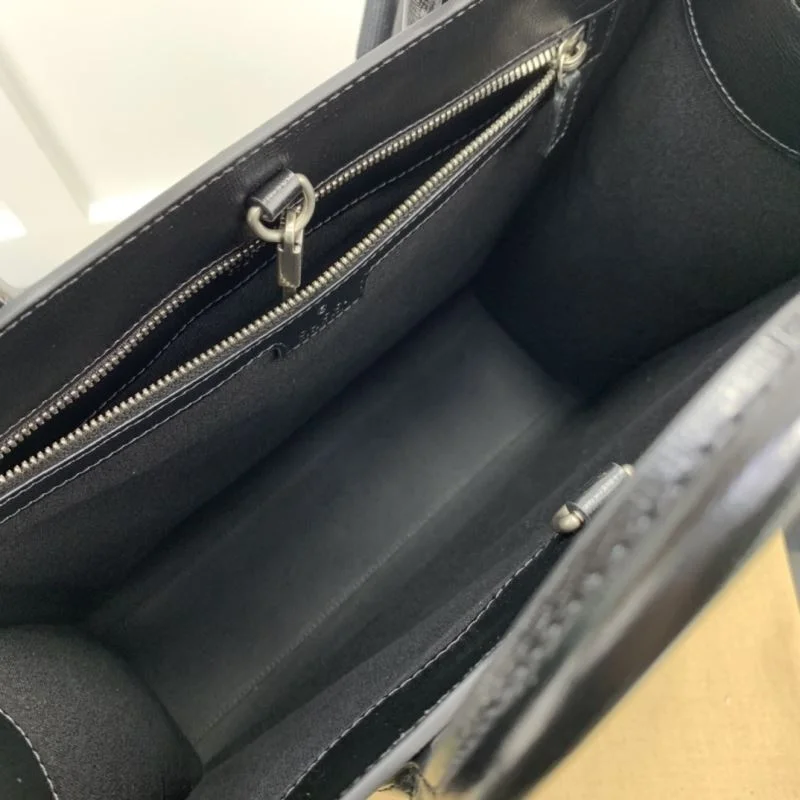 Gucci Shopping Bags Bold 50284