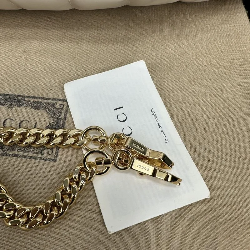 Trendsetting Gucci Shopping Bags 50268