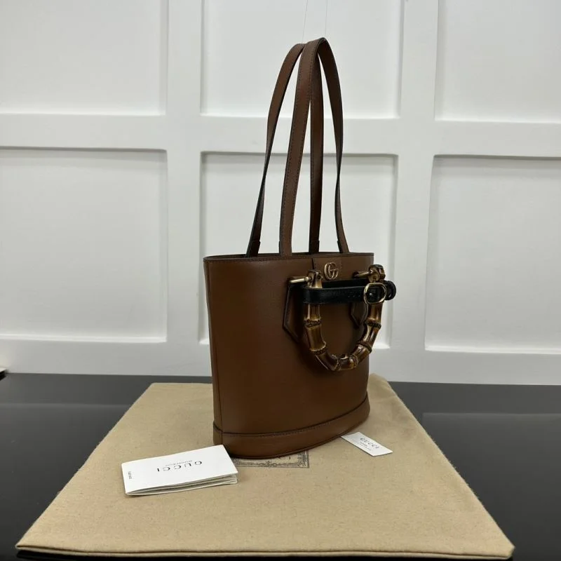 Minimalist Gucci Shopping Bags 50307