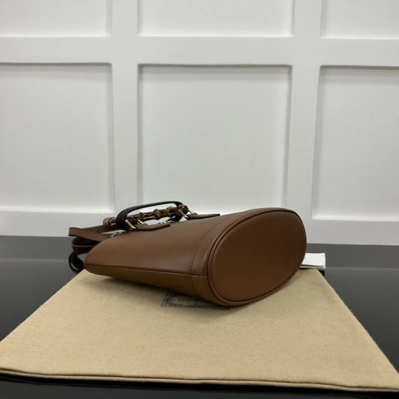 Minimalist Gucci Shopping Bags 50307