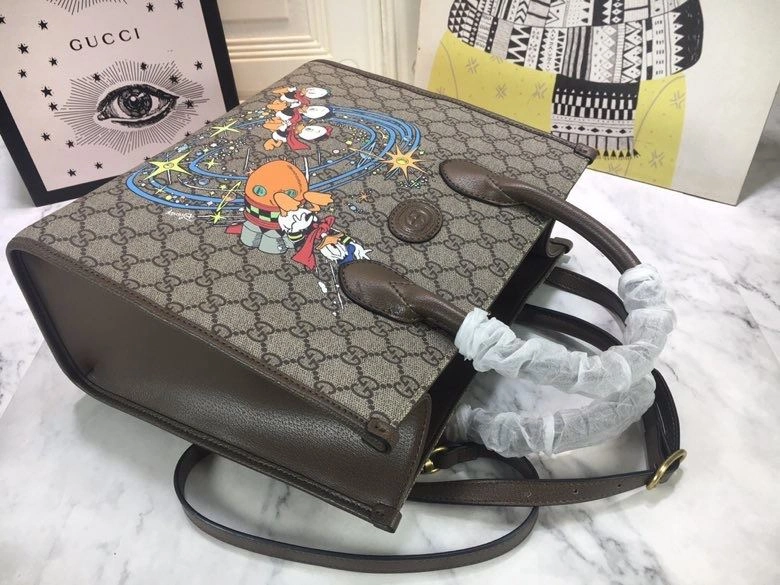 SunProtective Gucci Shopping Bags 80772
