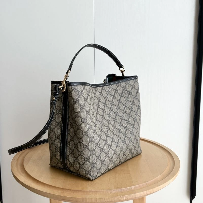 Gucci Shopping Bags WellDesigned 80769