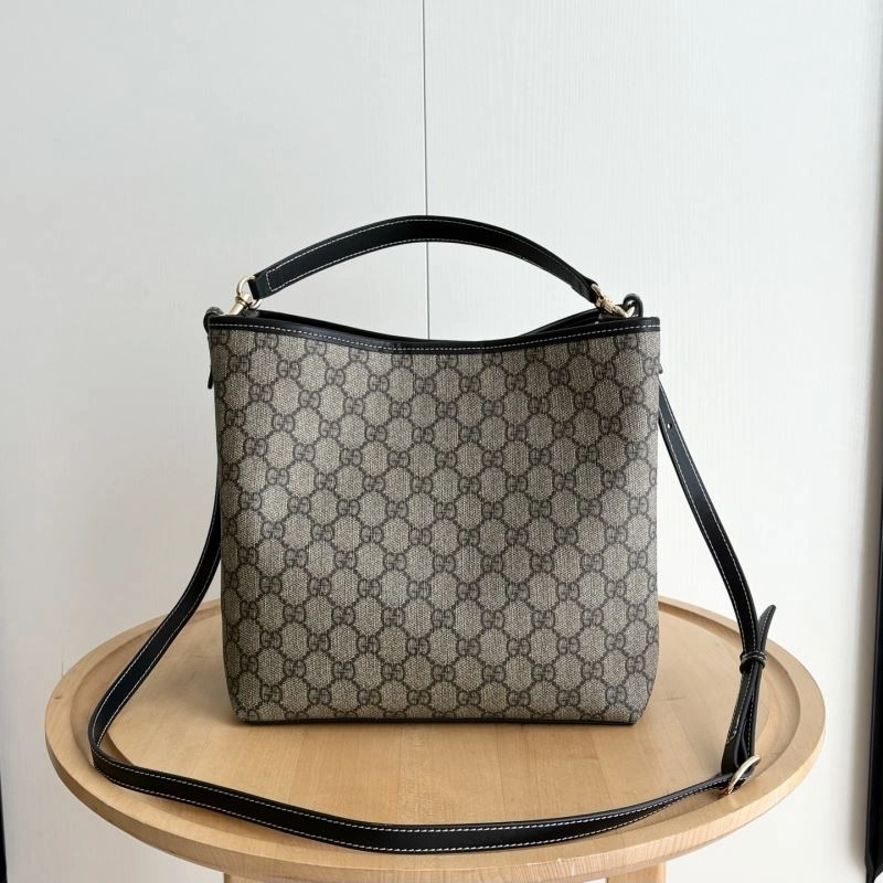 Gucci Shopping Bags WellDesigned 80769