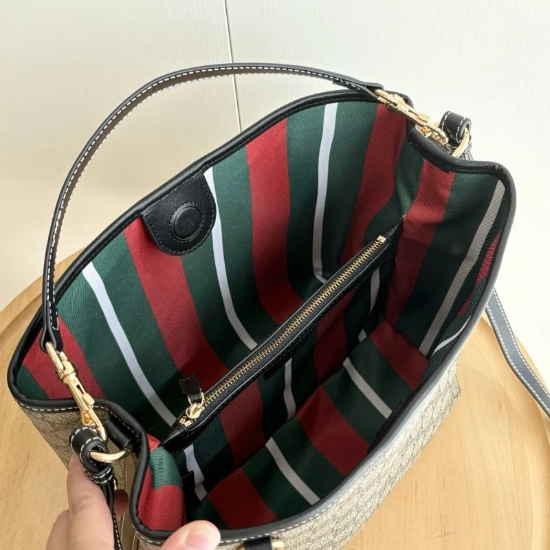Gucci Shopping Bags WellDesigned 80769