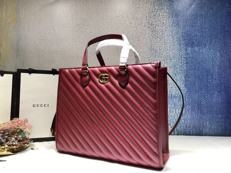 Vibrant Gucci Shopping Bags 80752