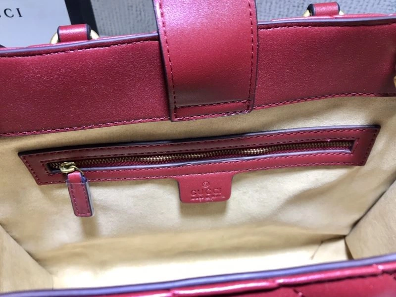 Vibrant Gucci Shopping Bags 80752