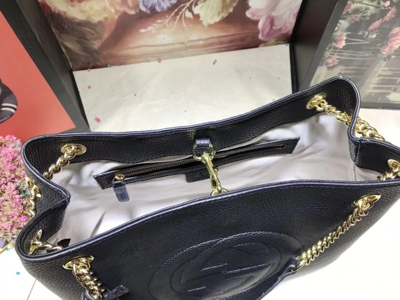 Vibrant Gucci Shopping Bags 80750