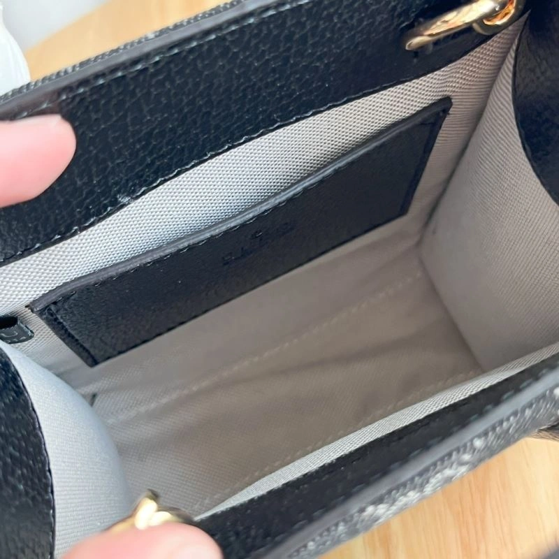 Contemporary Gucci Shopping Bags 80735