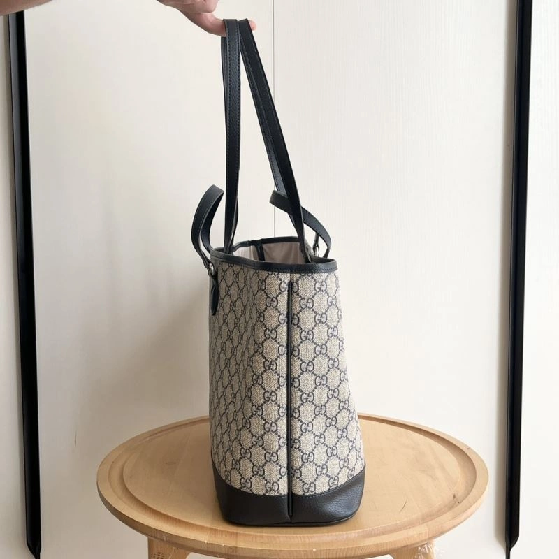 Gucci Shopping Bags UrbanChic 80710