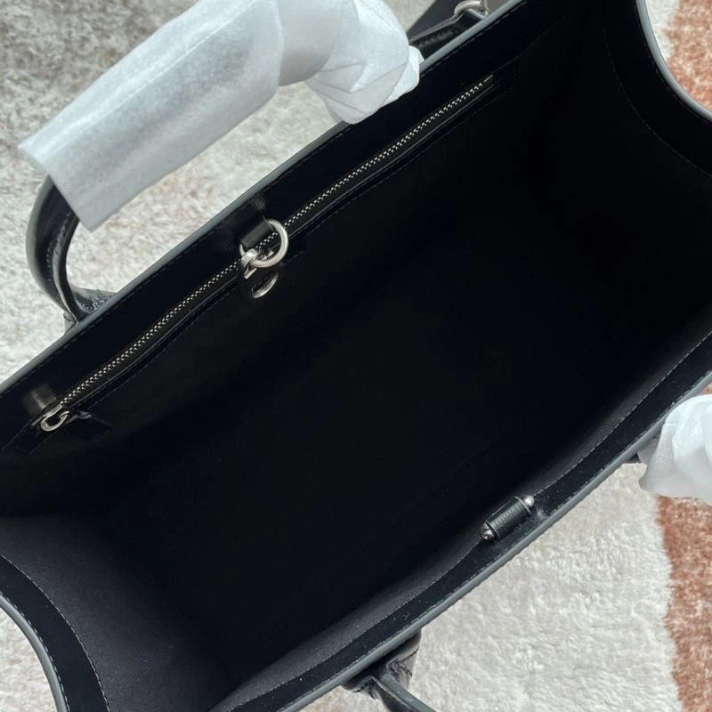 Gucci Shopping Bags Trendsetting 77628