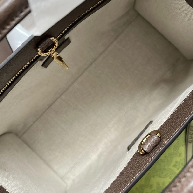 Gucci Shopping Bags Functional 77619