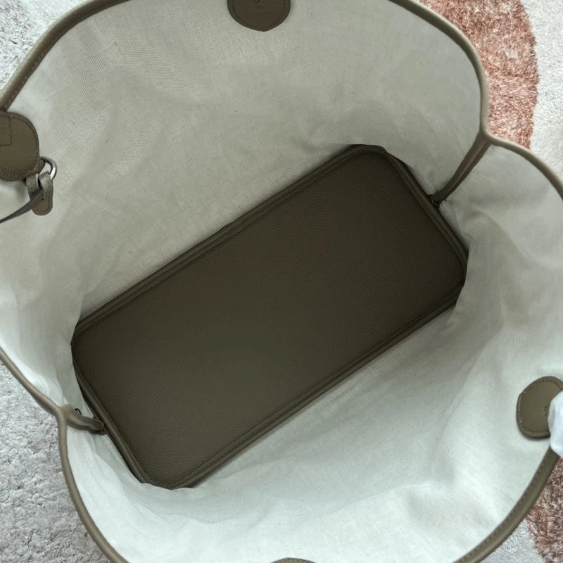 Gucci Shopping Bags Lightweight 74451