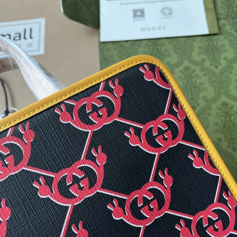 Fashionable Gucci Shopping Bags 74445