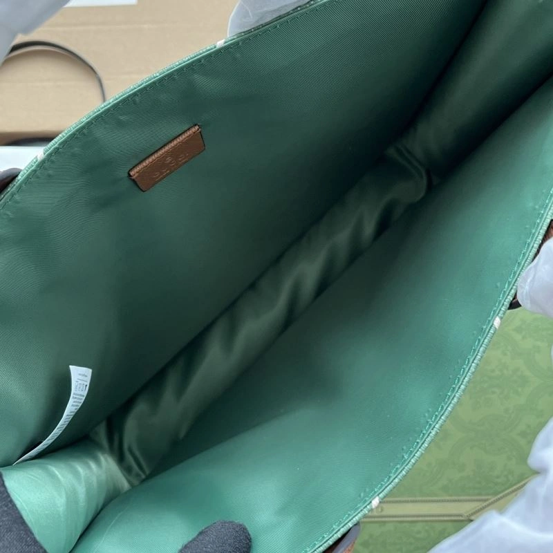 WaterResistant Gucci Shopping Bags 74475