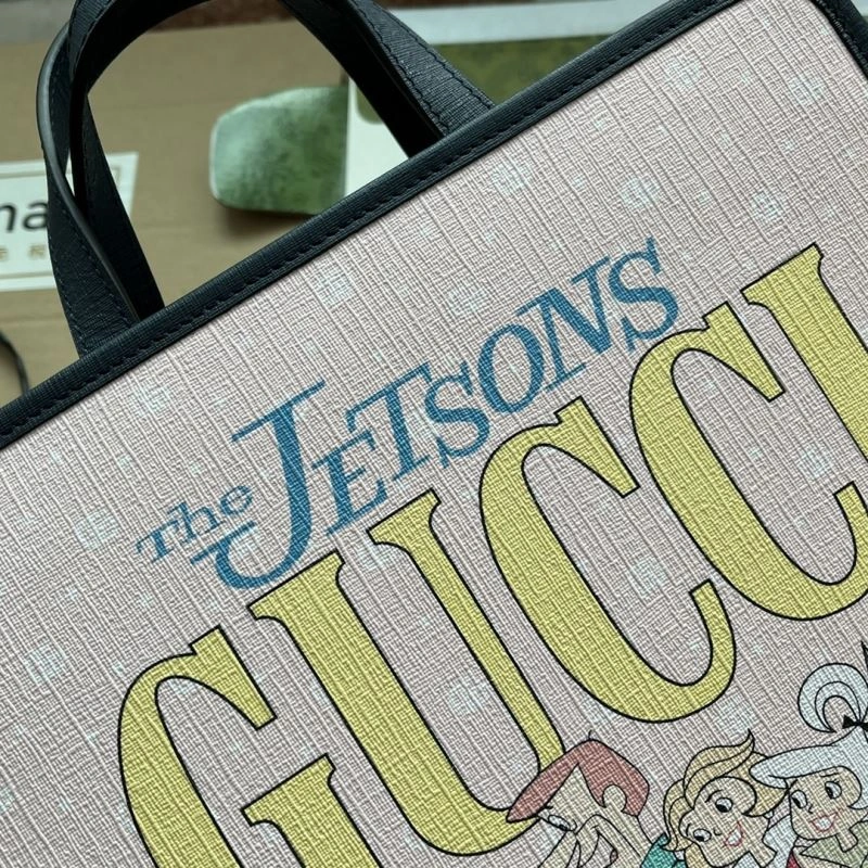 Seasonal Gucci Shopping Bags 74436