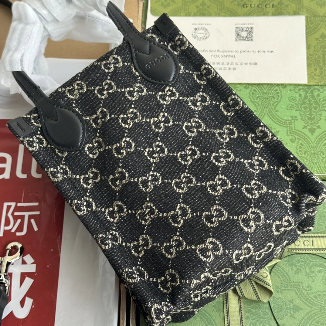 Gucci Shopping Bags Resilient 72271