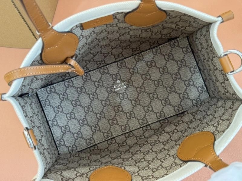 Flexible Gucci Shopping Bags 67320