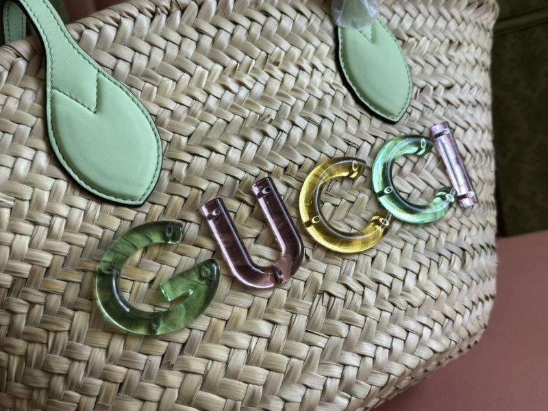 WellDesigned Gucci Shopping Bags 67318