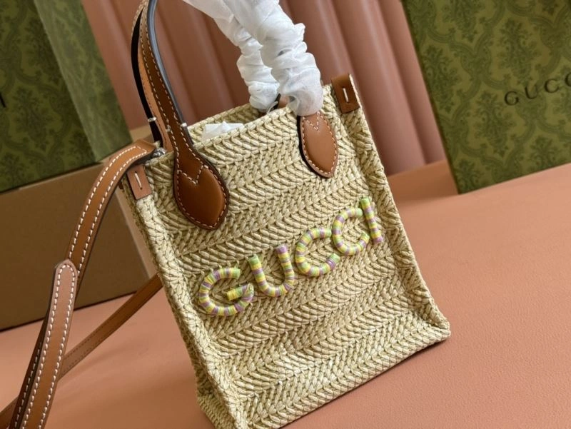 Sophisticated Gucci Shopping Bags 67400