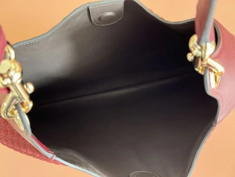 Gucci Shopping Bags Functional 49648