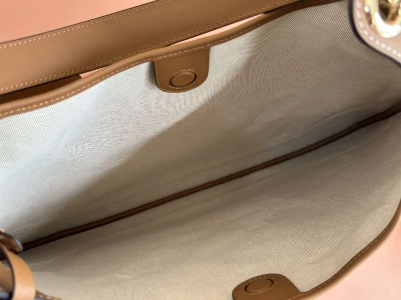 Gucci Shopping Bags Snug 49646