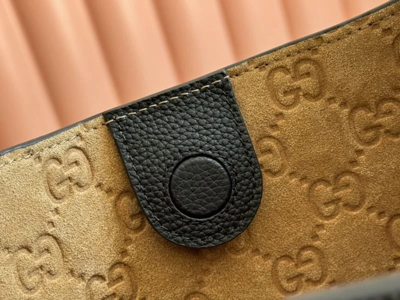 Gucci Shopping Bags SoftTouch 49692