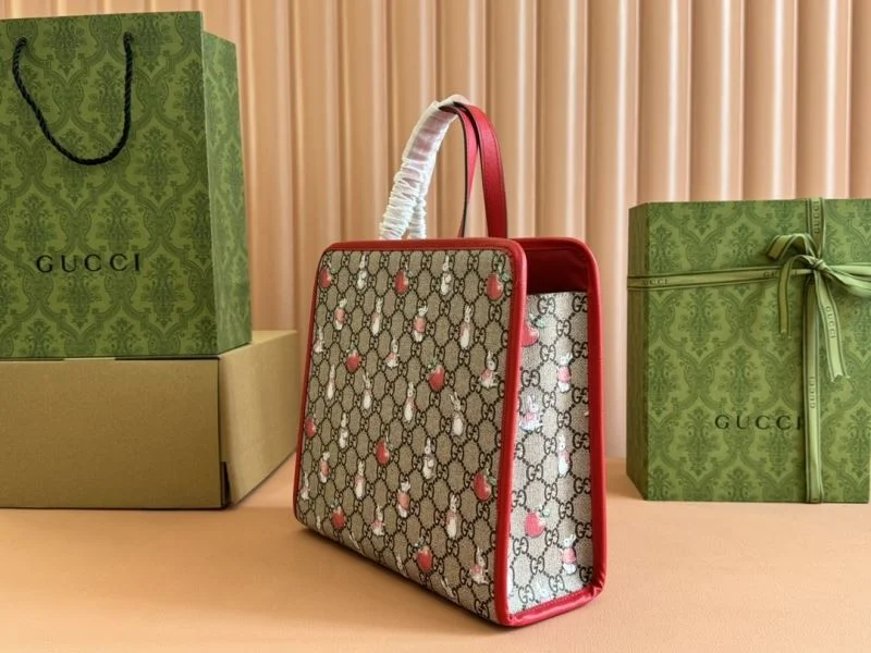 Gucci Shopping Bags Bold 49637