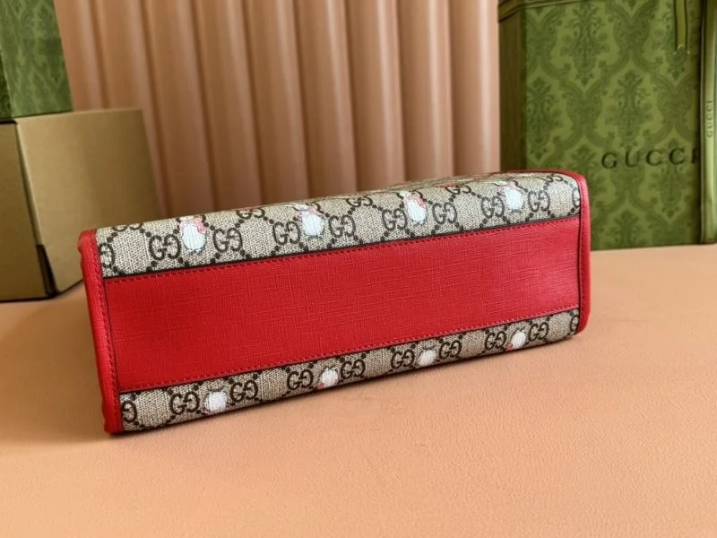 Gucci Shopping Bags Bold 49637