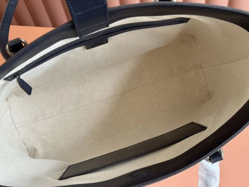 Minimalist Gucci Shopping Bags 49632