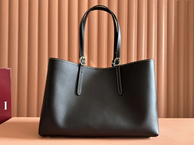 Resilient Gucci Shopping Bags 49655