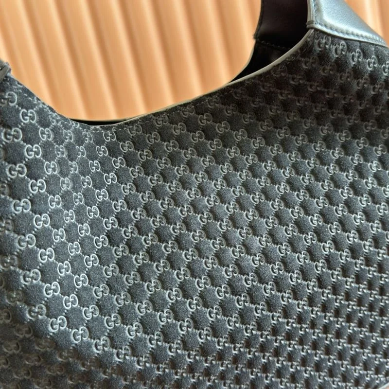 Gucci Shopping Bags Attractive 49615