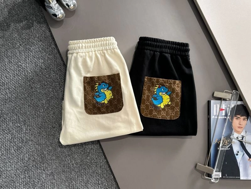 Contemporary Gucci Short Pants 128561