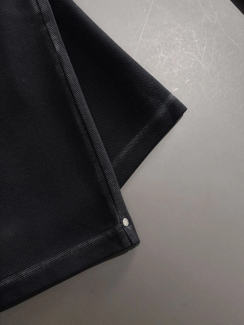Versatile Gucci Short Pants 128532