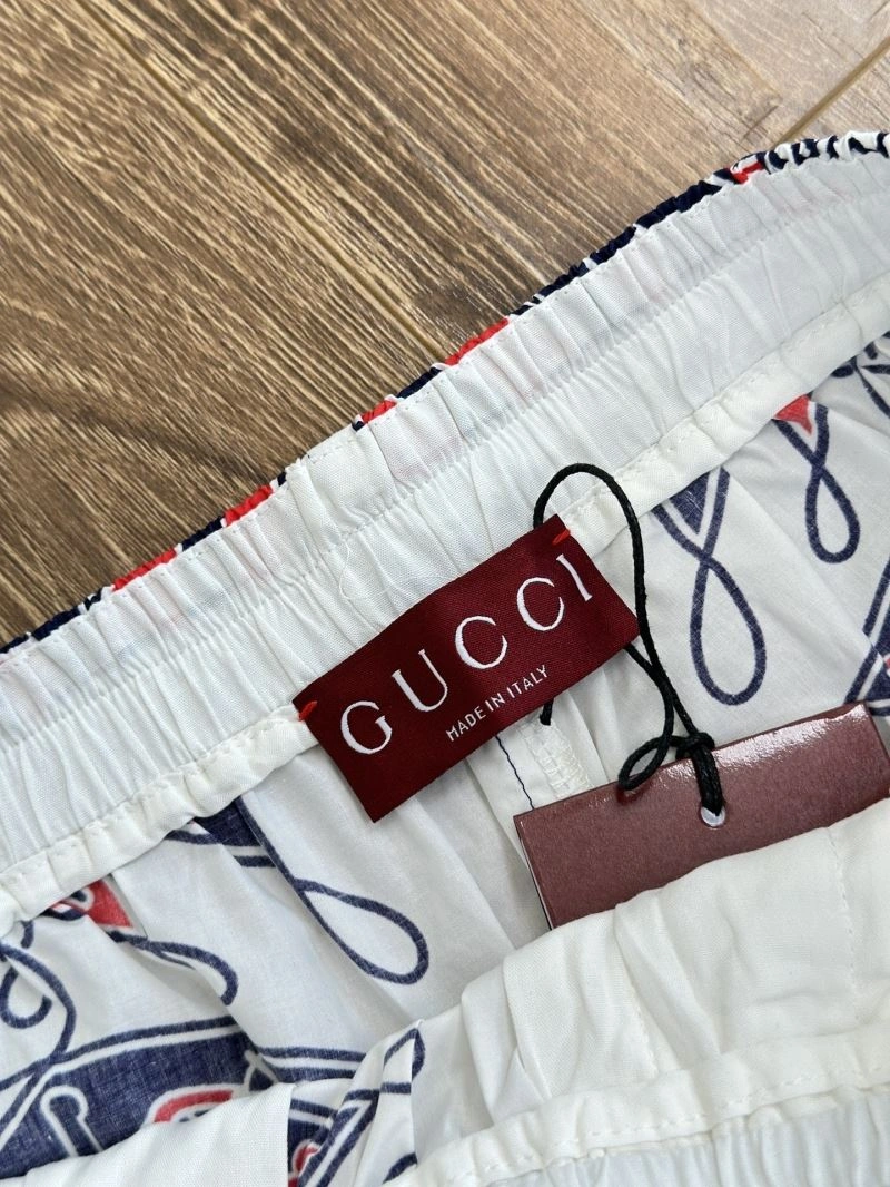 Gucci Short Pants Breathable 128527