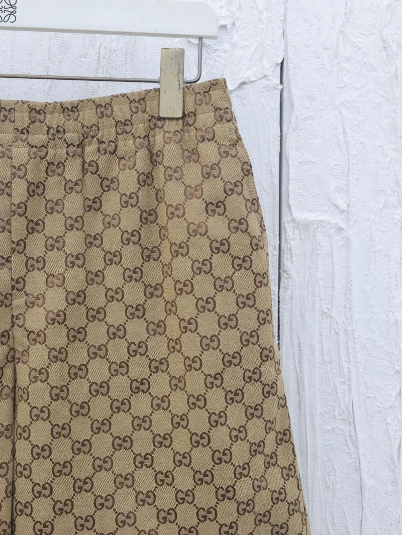 FashionForward Gucci Short Pants 128523