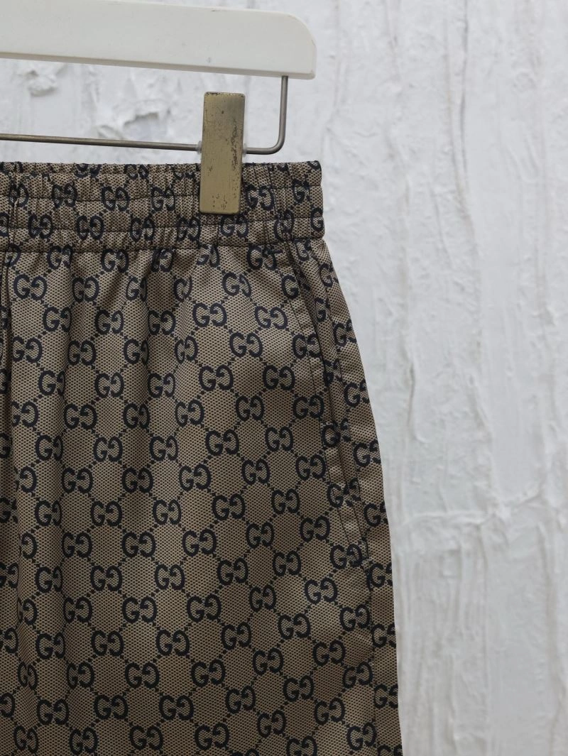 Gucci Short Pants Youthful 128520