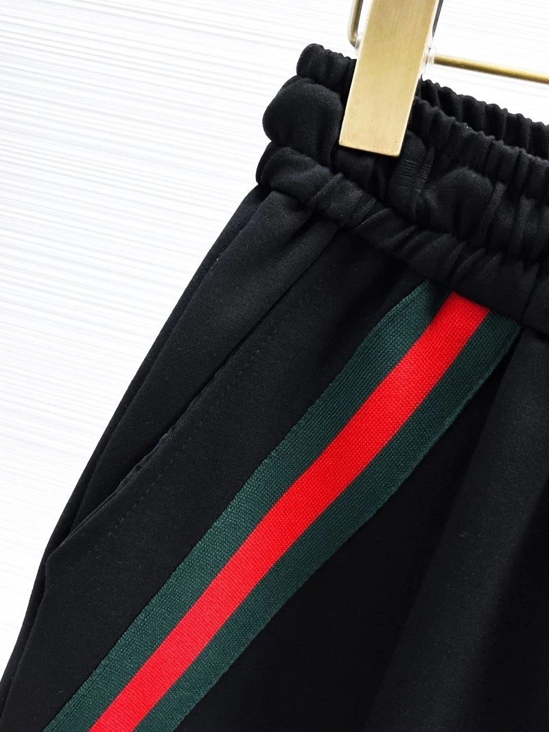 Functional Gucci Short Pants 127987