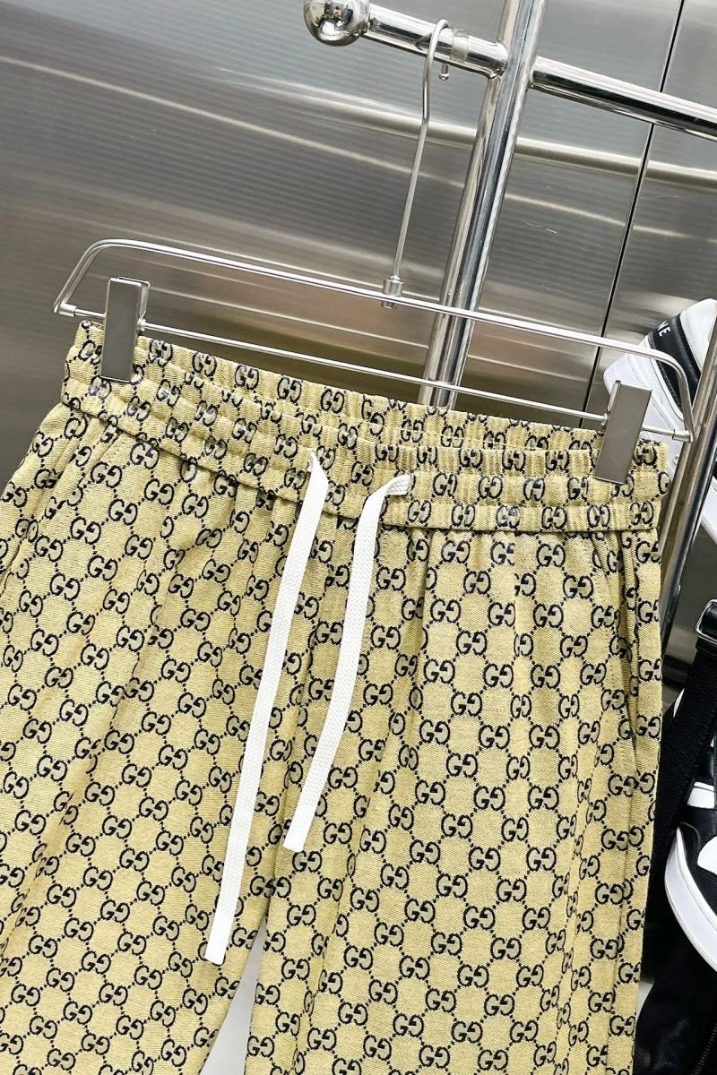 Stylish Gucci Short Pants 127966