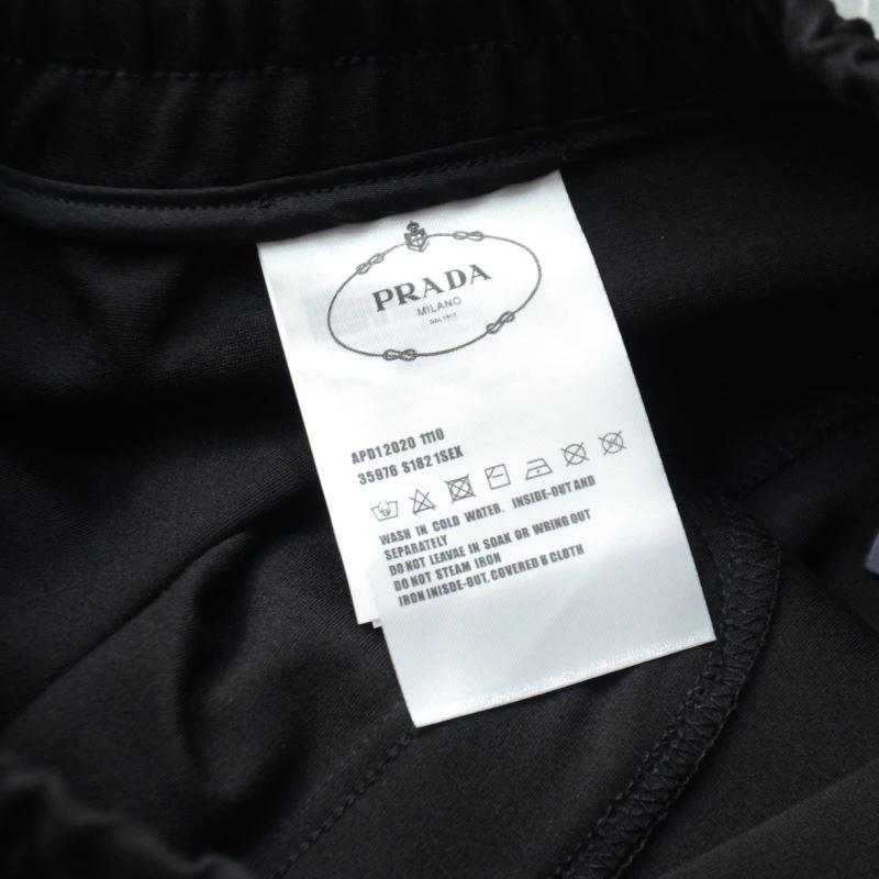 Functional Gucci Short Pants 127963
