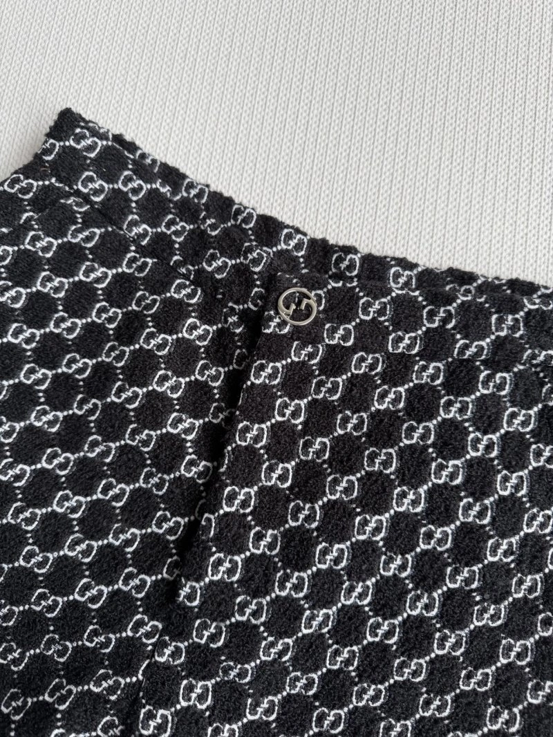Gucci Short Pants UrbanStyle 124926