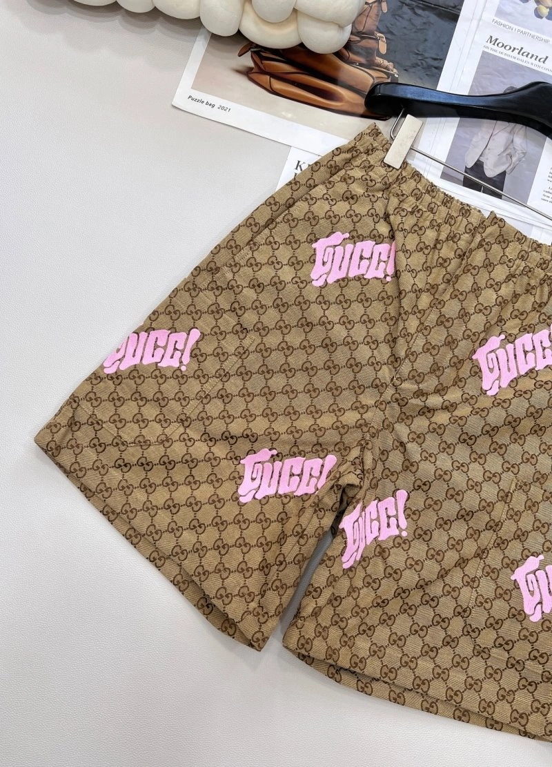 Gucci Short Pants Sporty 124415