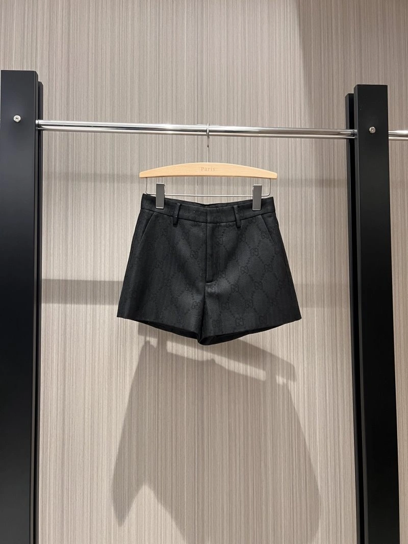Neat Gucci Short Pants 124823