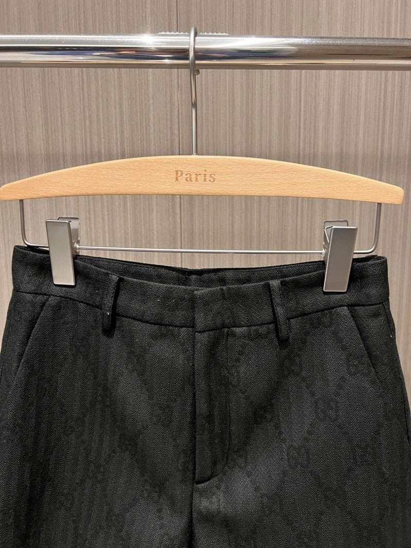Neat Gucci Short Pants 124823
